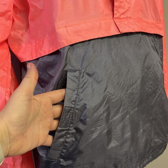 L.L. Bean Salmon/Grey HalfZip Pullover Long Sleeve Adjustable Windbreaker-Medium - Picture 6 of 16